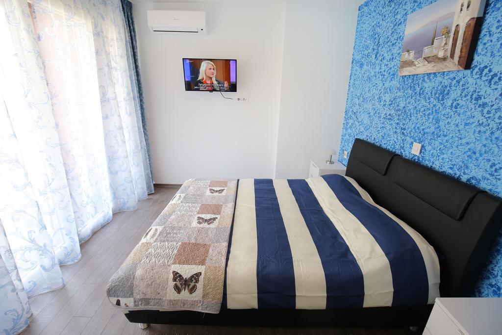 Apartament Corner *
